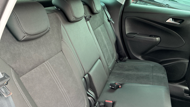 Vauxhall Crossland 1.2 Turbo Ultimate 5dr Petrol Hatchback